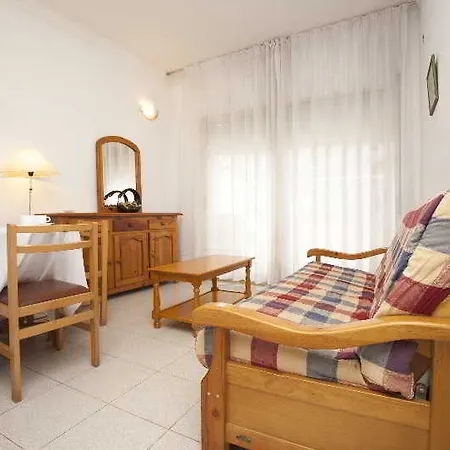 Hotel Arquus Rentalmar